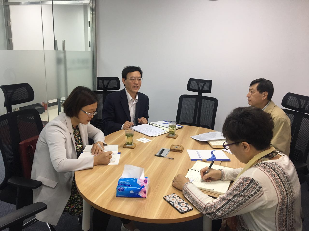 中国工经联纪检委书记高家明同志一行到访协会秘书处